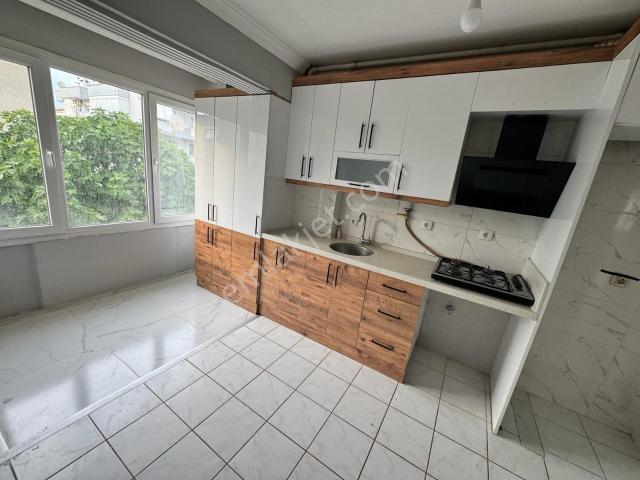 Tire, İzmir içerisinde satılık mülk