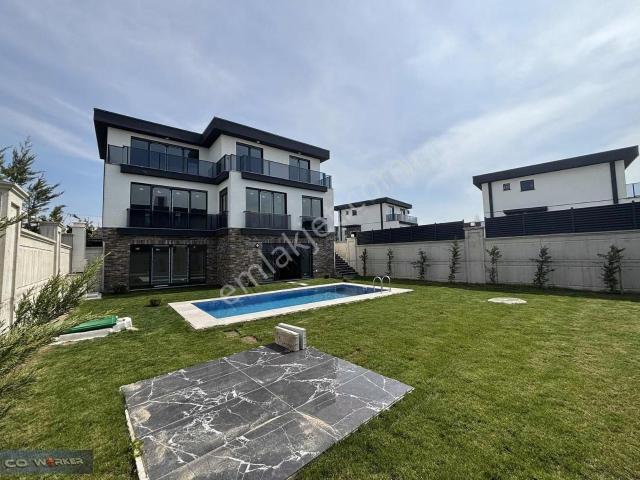 Tuzla, İstanbul içerisinde satılık Villa