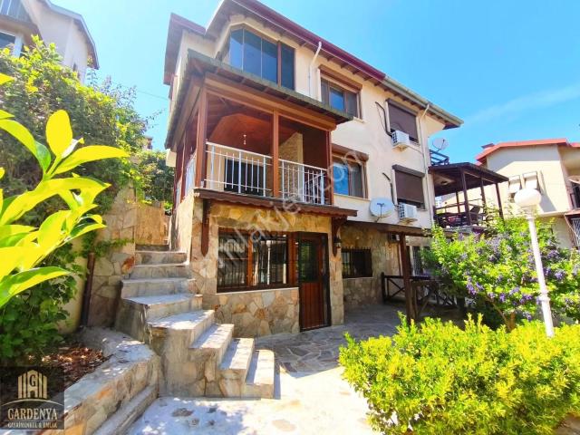 Kuşadasi, Aydin içerisinde satılık Villa