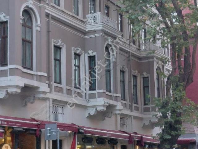 Akaretler, Beşiktaş içerisinde kiralık mülk