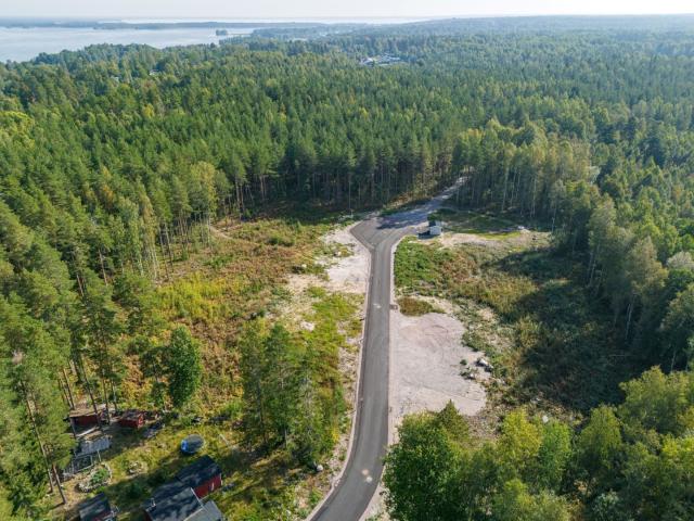 Tomt till salu i Örebro