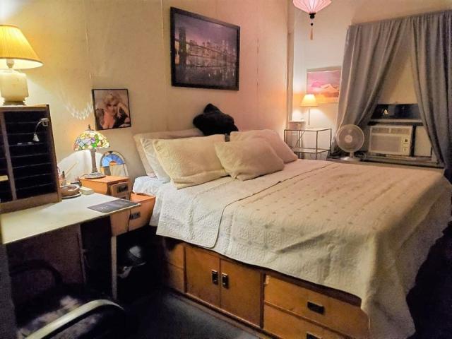 Room for rent in Arverne, New York