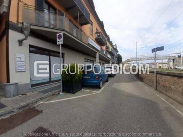 Locale Commerciale in vendita a Piemonte, Asti