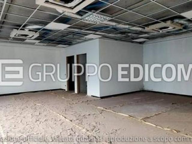 Capannone in vendita a Urgnano, Lombardia