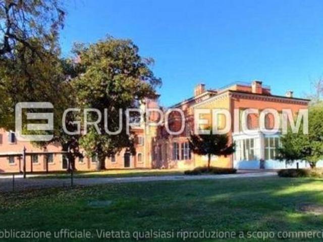 Capannone in vendita a Ferrara, Reggio Emilia