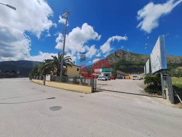 Capannone in vendita a Foglianise, Campania