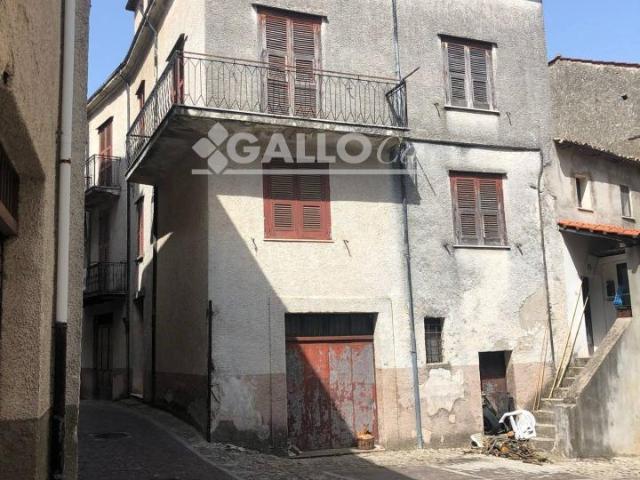 Palazzo in vendita a Calabria, Cosenza