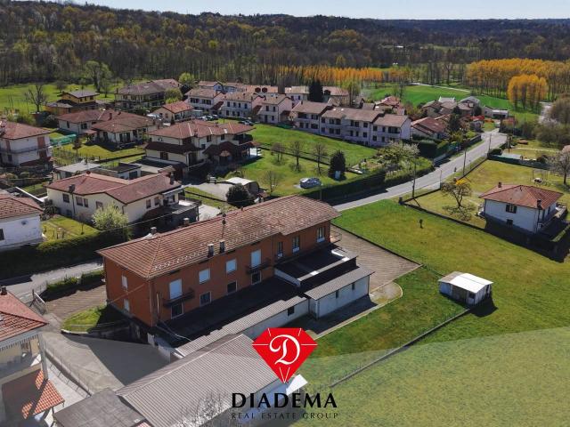 Palazzo in vendita a Mornago, Lombardia