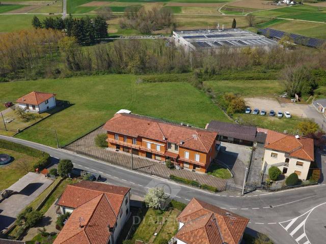 Palazzo in vendita a Mornago, Lombardia