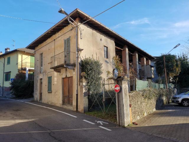 Palazzo in vendita a Cheglio, Taino
