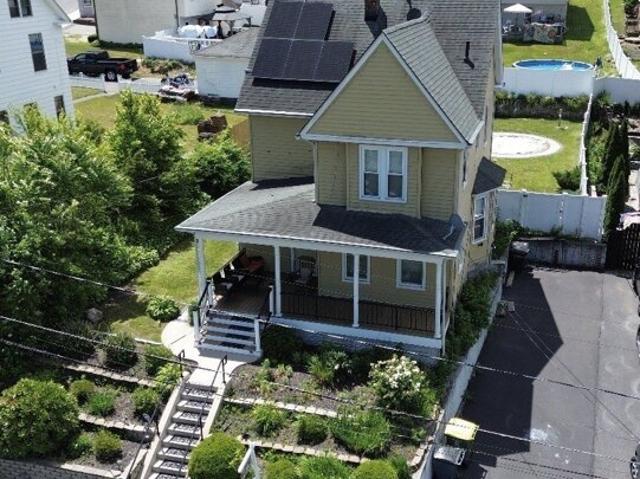 House for sale in Waterbury, Connecticut