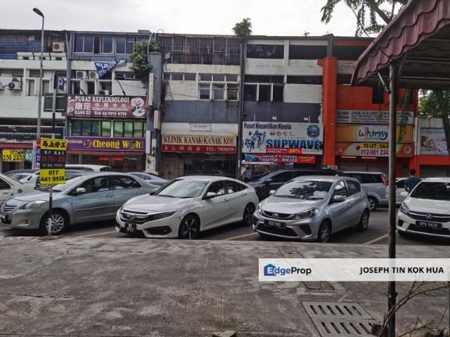 Shop for rent in Country Heights Damansara, Kuala Lumpur