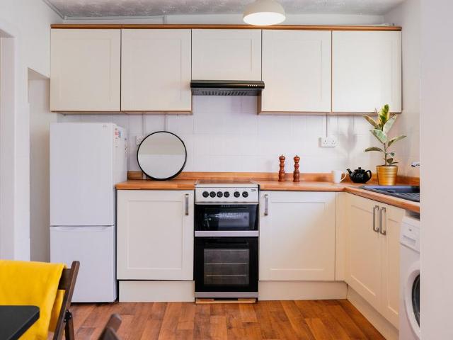 House for rent in Coedffranc, Jersey Marine