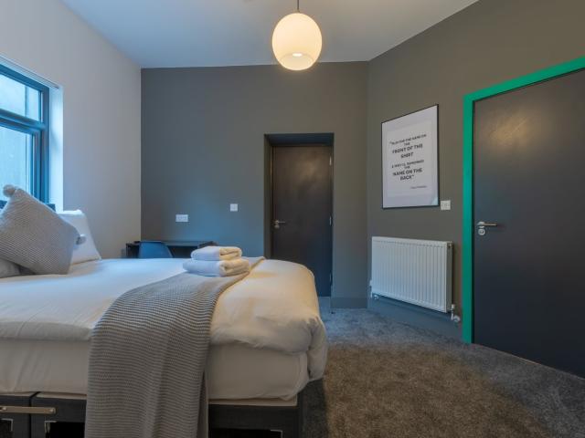 Apartment for rent in Nangreaves, Wales