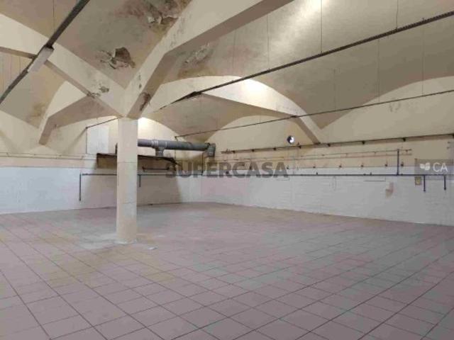 Armazém venda em Abrantes, Santarém