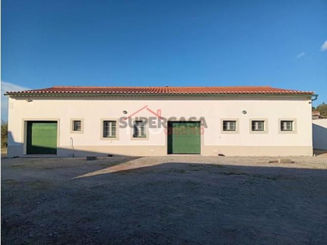 Armazém venda em Portalegre