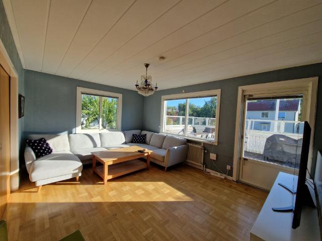Hus hyra i Brastad, Västra Götaland
