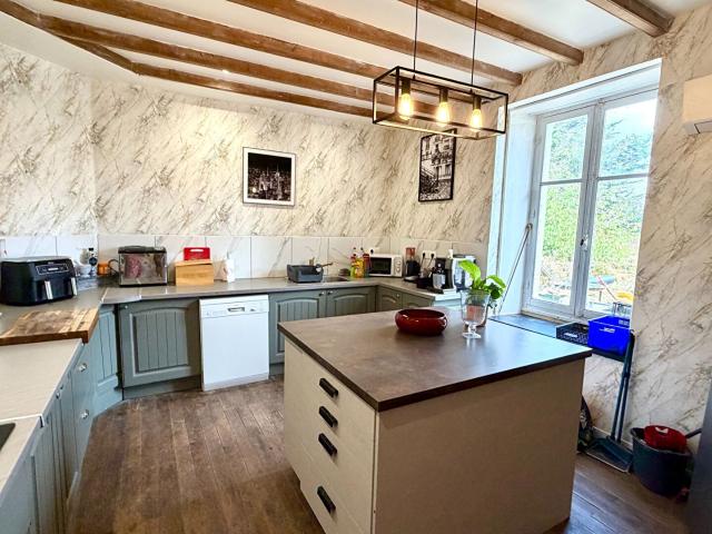 Maison vente à L'Oumelée, Paizay-le-Chapt