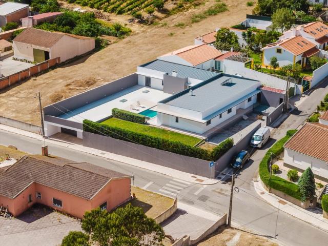 Vivenda venda em Olho Marinho, Óbidos