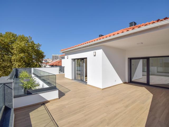 Vivenda venda em Carcavelos, Cascais