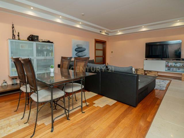 Apartamento venda em Mexilhoeira da Carregação, Parchal