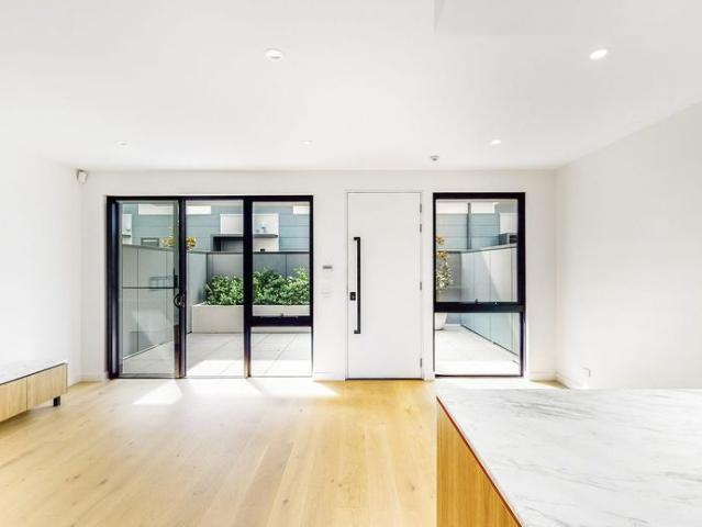 Townhouse for rent in Camerons Creek, Victoria