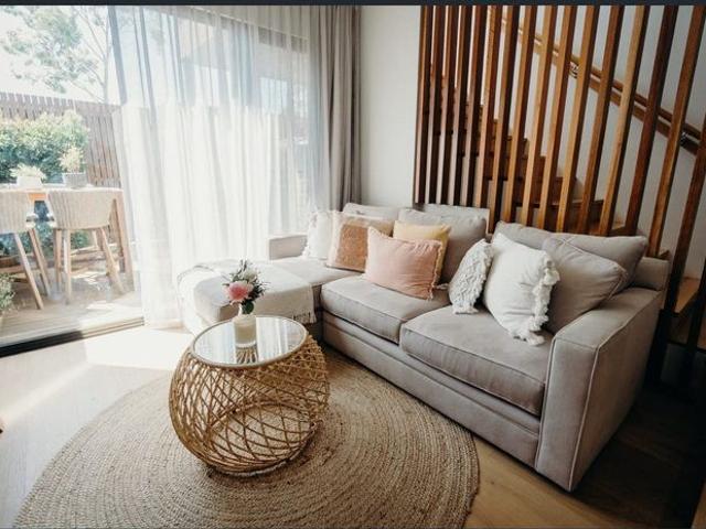 Townhouse for rent in Horseshoe Creek, South Australia
