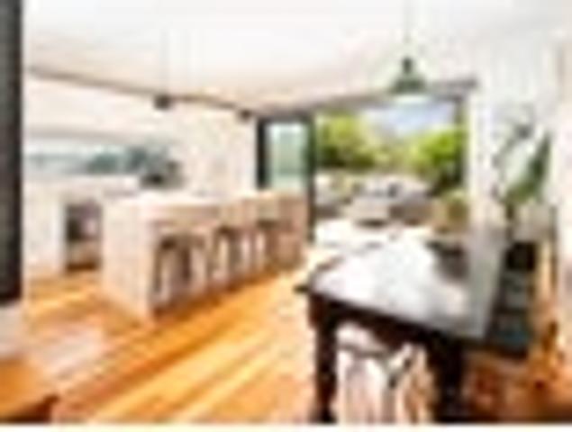 House for sale in Strathmore Park