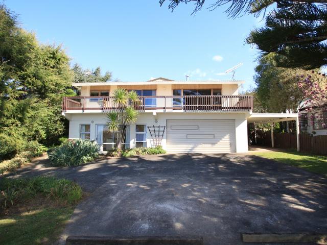 House for rent in Wairau Valley