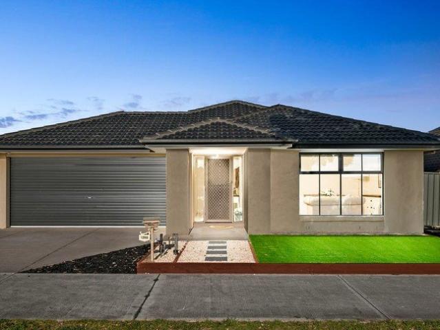 House for rent in Manor Lakes, Melbourne