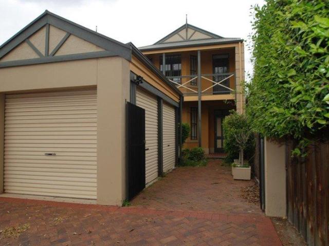Townhouse for rent in Horseshoe Creek, South Australia