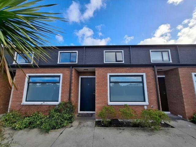 House for rent in Owhata