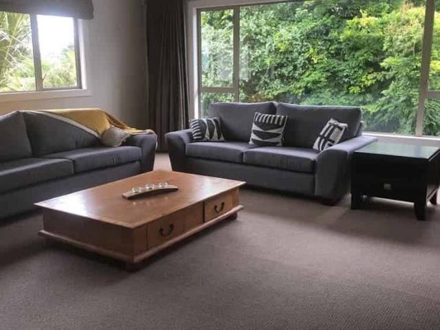 House for rent in Whangaparaoa, Oroua County