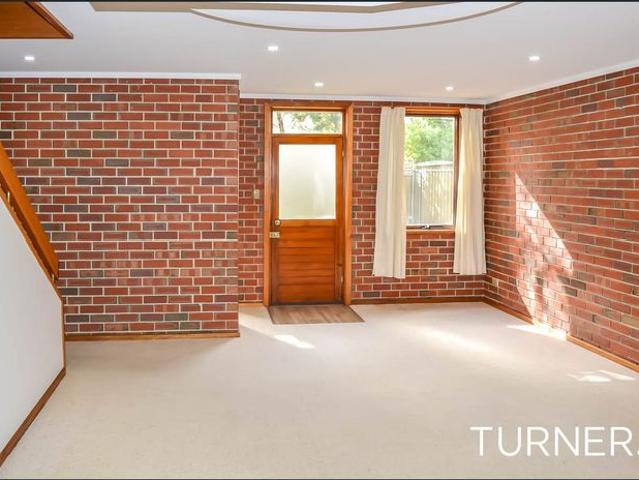 Townhouse for rent in Horseshoe Creek, South Australia
