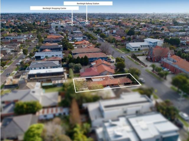 House for sale in Bentleigh