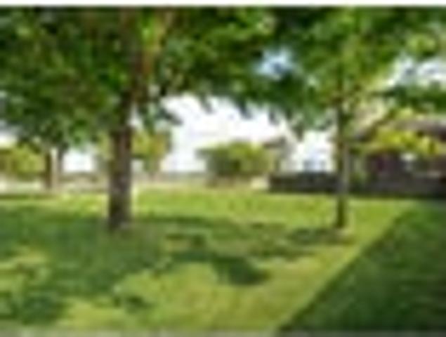Land for sale in Paremoremo
