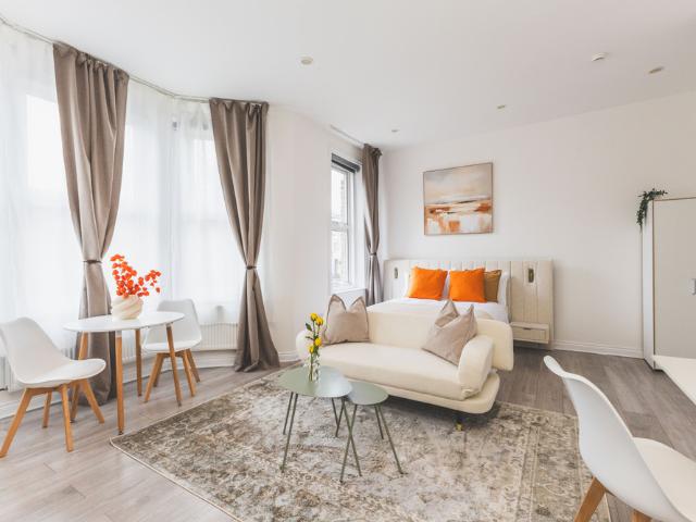 Studio for rent in Kilburn, Greater London