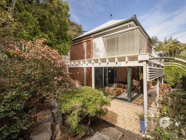 Townhouse for sale in Toombul, Queensland