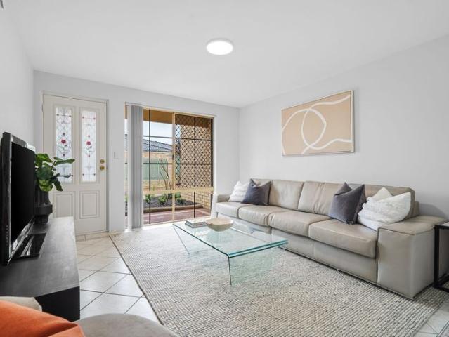 Townhouse for rent in Stirling, Western Australia