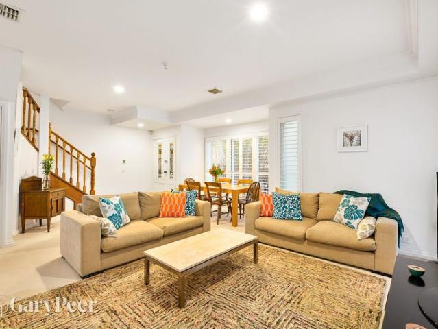 Townhouse for rent in Camerons Creek, Victoria