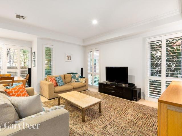 Townhouse for rent in Camerons Creek, Victoria