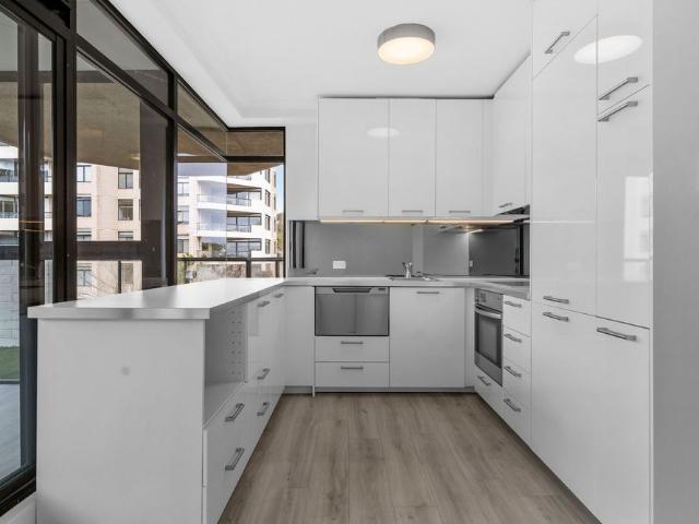 Apartment for rent in Edgecliff Apartment for rent in Edgecliff
