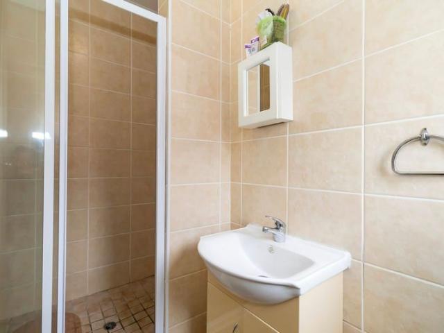 Apartment for sale in Johannesburg, West