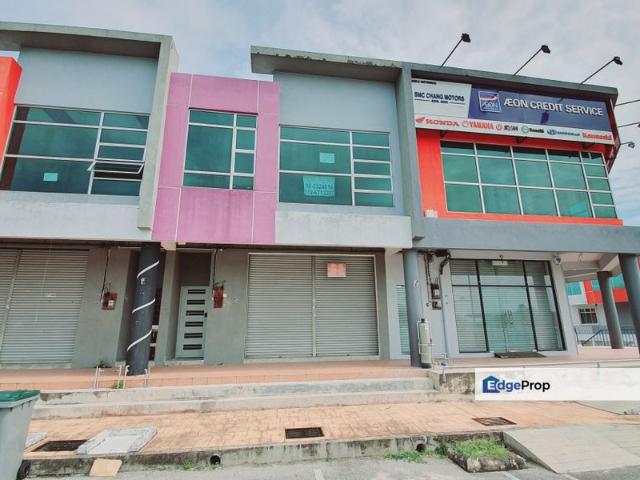 Shop for sale in Durian Tunggal, Malaka