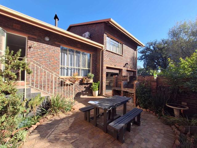 Townhouse for sale in Alberton, Brackenhurst