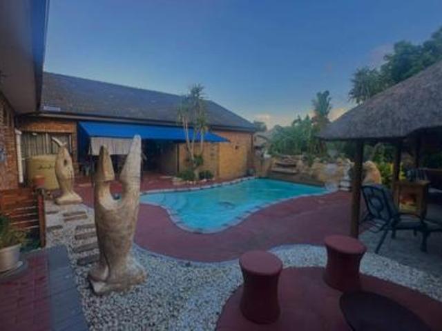House for sale in Waterkloof, Gauteng