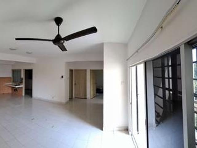 Condominium for sale in Petaling, Subang Jaya