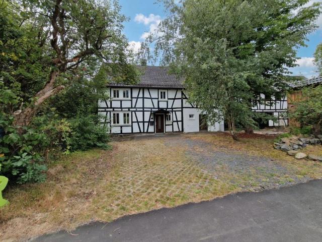 Haus kaufen in Hilkhausen, Weyerbusch