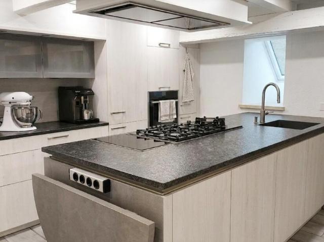 Dachgeschosswohnung kaufen in Vorderbüchelberg, Spiegelberg