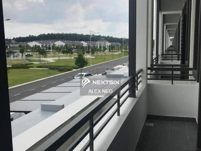 Residential House for sale in Malaka